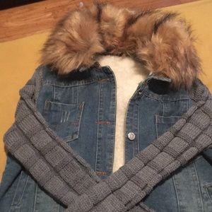 Sweater jean jacket with fur around the color